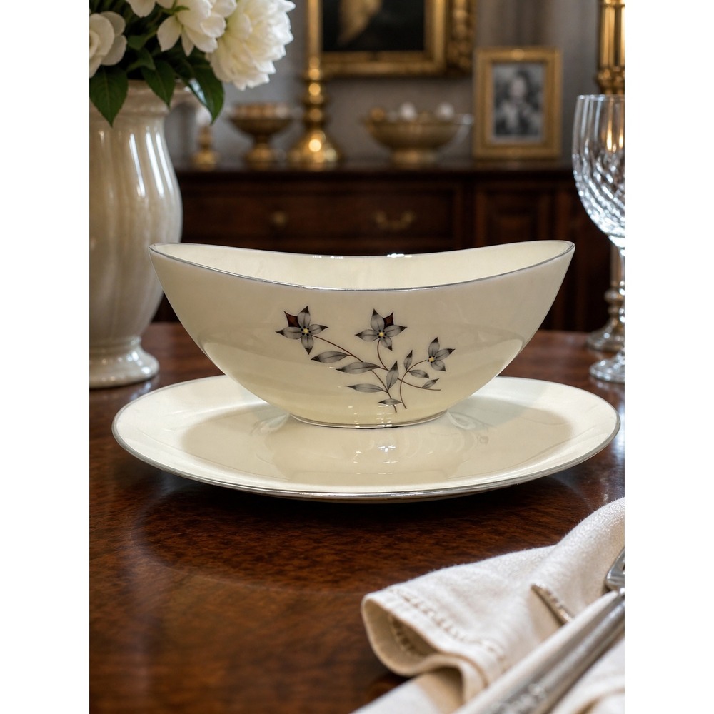 VTG‎ & Discontinued Lenox Princess Pattern Gravy Boat, MINT